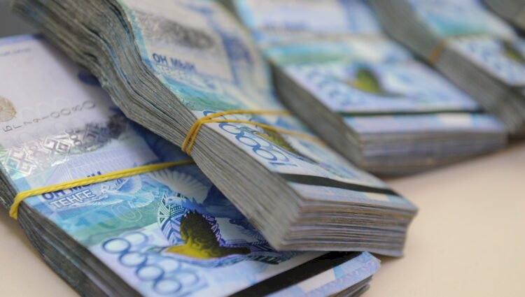 В этом году государственная казна недополучила 120 миллиардов тенге