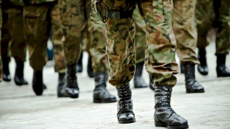 В Казахстане предложили отказаться от бумажных военных билетов