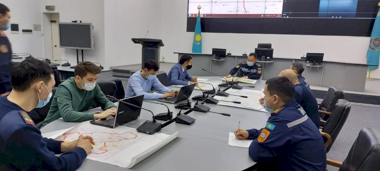 Из-за ухудшения погоды в МЧС создали оперативный штаб