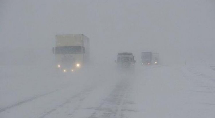 В Казахстане закрыто 10 участков автодорог республиканского значения
