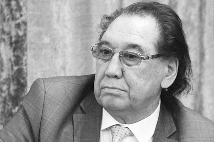 Глава государства выразил соболезнования семье Шомишбая Сариева