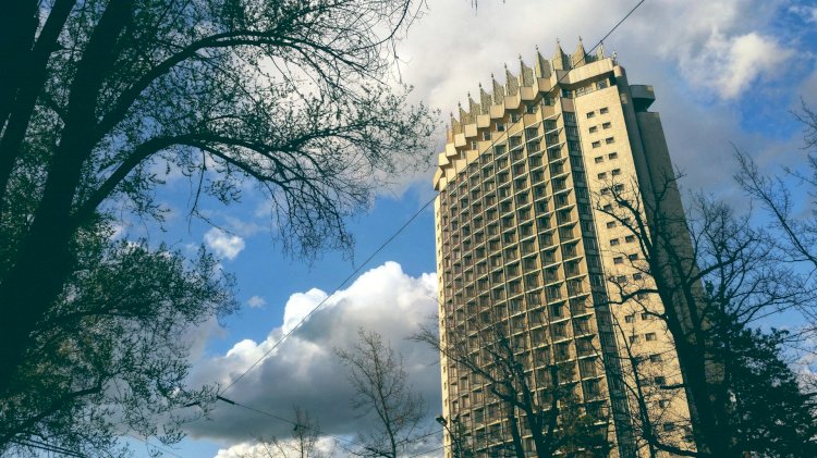 Свадьбу на 120 человек выявила мониторинговая группа Алматы
