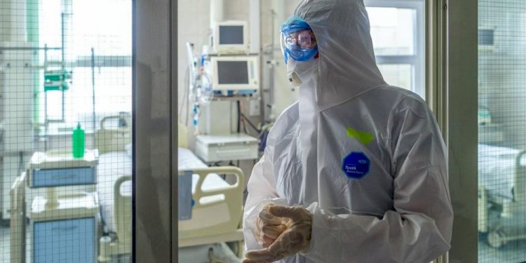Токаев: Мы можем столкнуться с перегрузкой системы здравоохранения