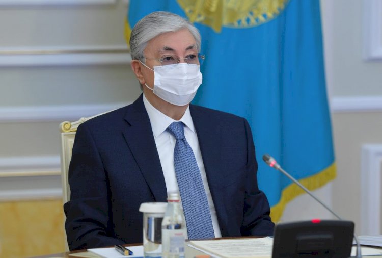 Президент поручил завершить ремонт трассы Нур-Султан – Алматы к 2023 году