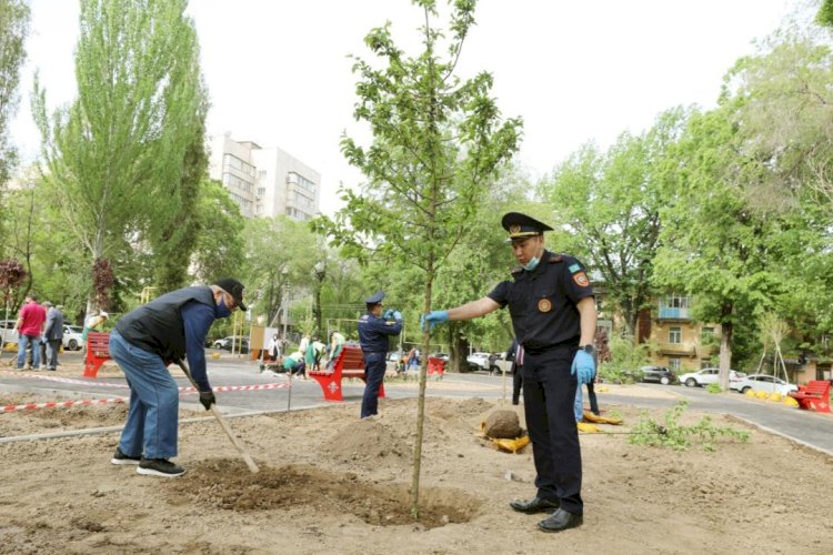 Аллея спасателей ДЧС появилась в Алматы