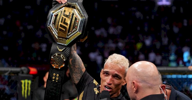 Бразилец Оливейра стал новым чемпионом UFC в легком весе