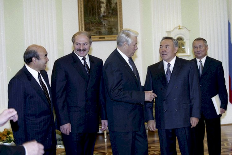 Хроника Независимости. События 1998 года
