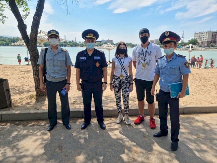 Алматинские спасатели помогли тонувшему в озере подростку
