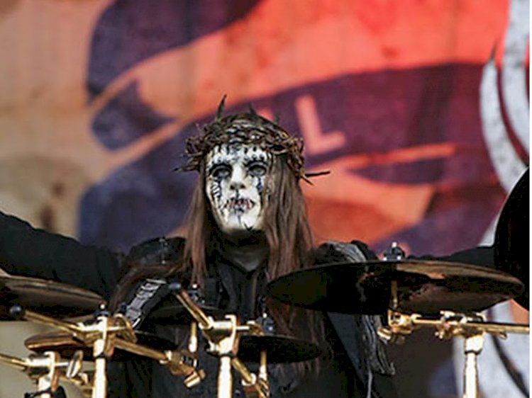 Ушел из жизни лидер группы Slipknot Джои Джордисон