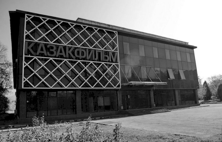 «Казахфильм» соболезнует в связи с трагедией близ Тараза