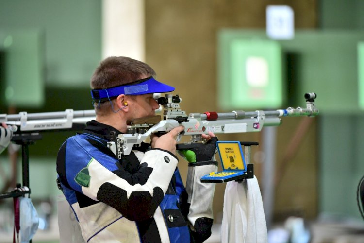 «Золото» на чемпионате Азии завоевали казахстанские стрелки