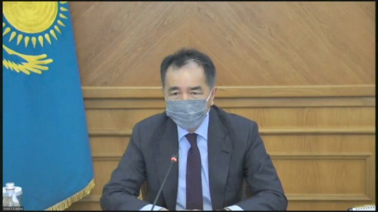 Бакытжан Сагинтаев призвал горожан слушать только себя и вакцинироваться, чтобы защитить близких