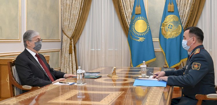 Касым-Жомарт Токаев принял министра обороны Мурата Бектанова