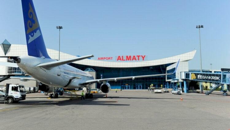 В аэропорт Алматы поступило сообщение о минированном самолете
