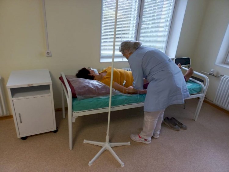 В стационарах Алматы с диагнозом КВИ находятся 1443 человека