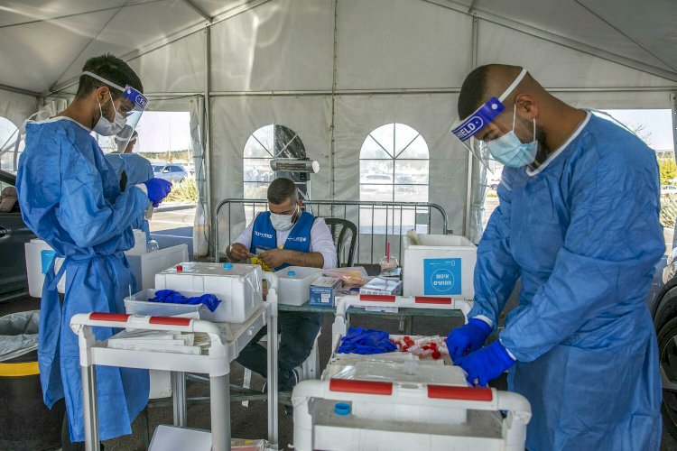 Два десятка вариаций омикрона обнаружили в Израиле