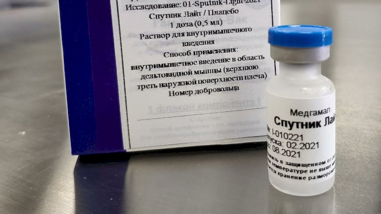 Казахстанцы приняли «Спутник Лайт» за якобы запрещенную в Европе AstraZeneca