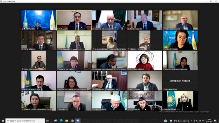 Бакытжан Сагинтаев провел заседание политсовета алматинского городского филиала партии Nur Otan