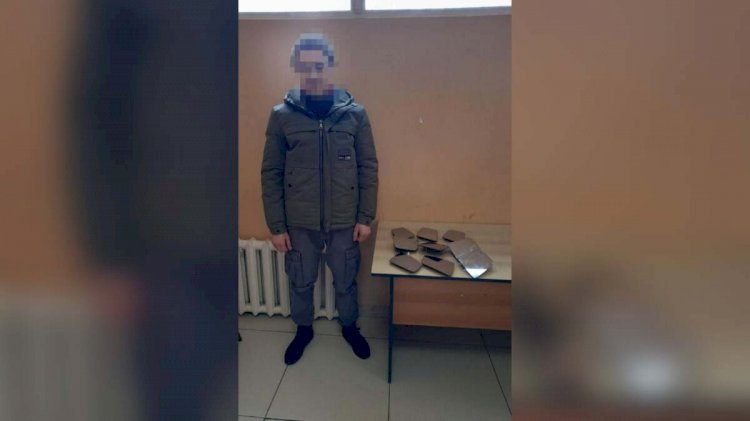 В Алматы задержали серийного «автозеркальщика»