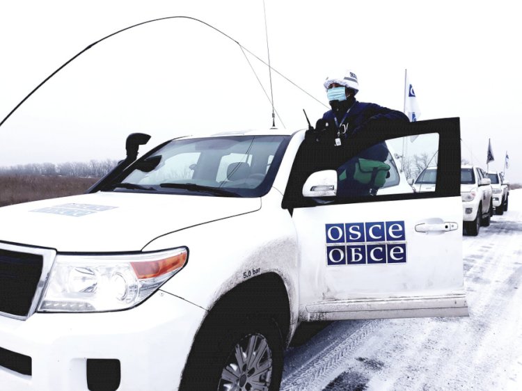 ОБСЕ: на Донбассе за сутки почти 900 раз был нарушен режим прекращения огня