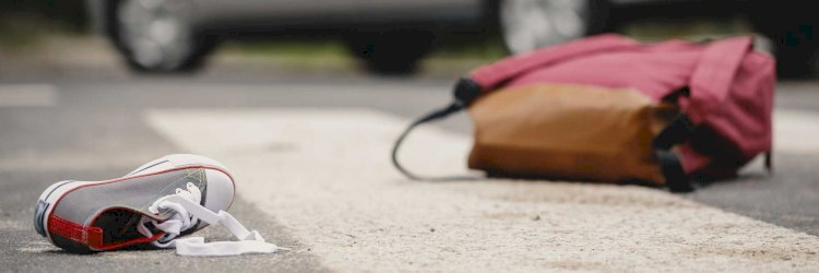 Двое мужчин зверски избили школьников в Алматы