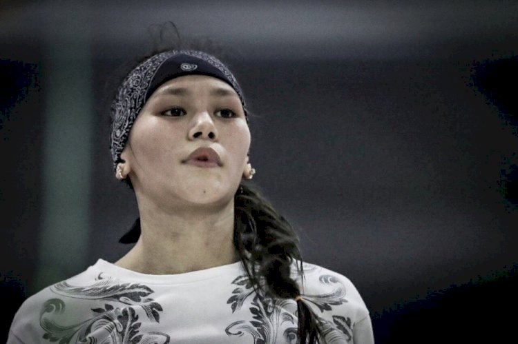 Алуа Балкыбекова вышла в финал чемпионата мира по боксу