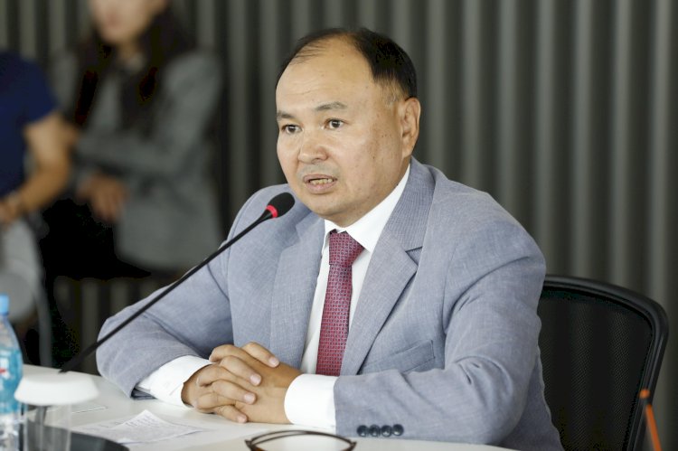 Политолог Ерлан Саиров рассказал, зачем нужен референдум по поправкам в Конституцию