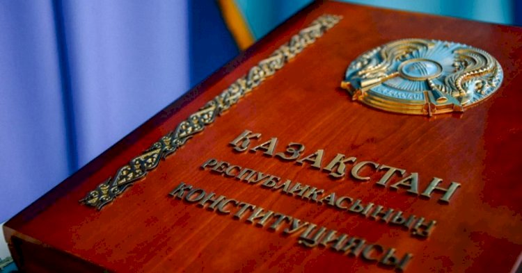 Отвечая запросам: референдум знаменует поворотный момент в истории Казахстана