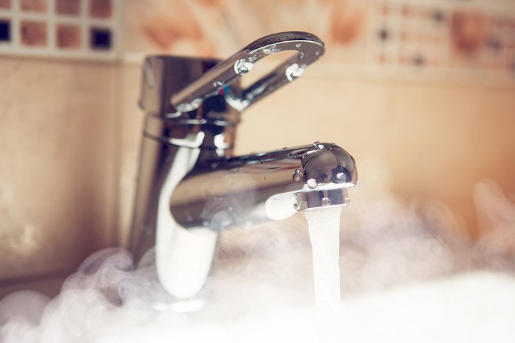 Горячую воду отключат в двух районах Алматы