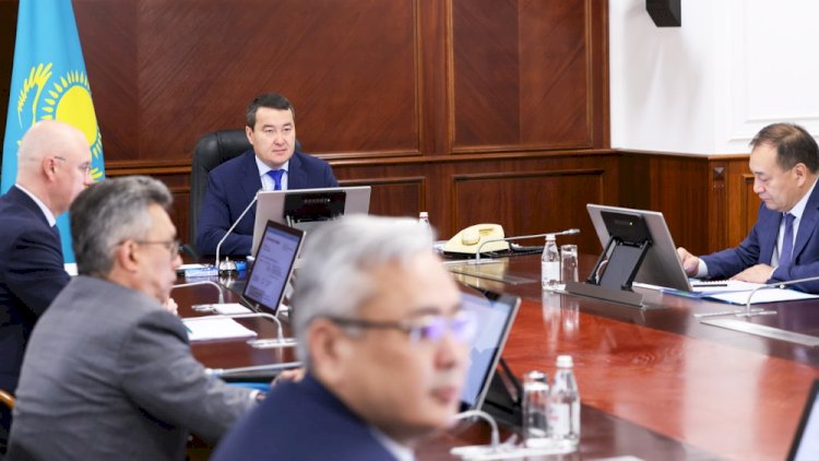 Обсудить с общественностью, экспертами и журналистами новый закон о СМИ поручил Алихан Смаилов