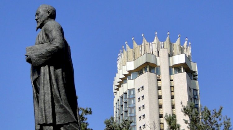 Сегодня в стране отмечают День Абая
