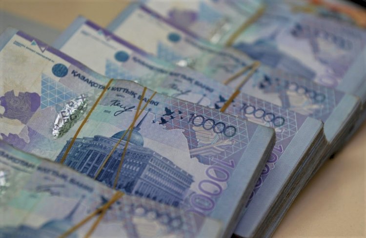 Более 254 млрд тенге выплачено в виде пособий по инвалидности и потере кормильца в 2022 году