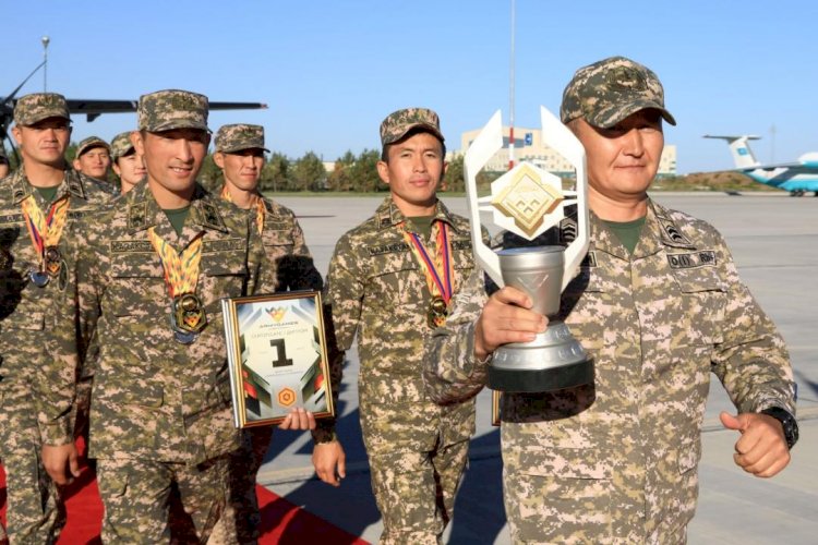Чемпионы АрМИ-2022 вернулись в Казахстан