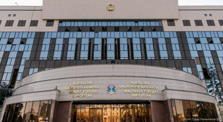 Сотрудники акимата столицы помогли деньгами пострадавшим от пожаров в Костанайской области