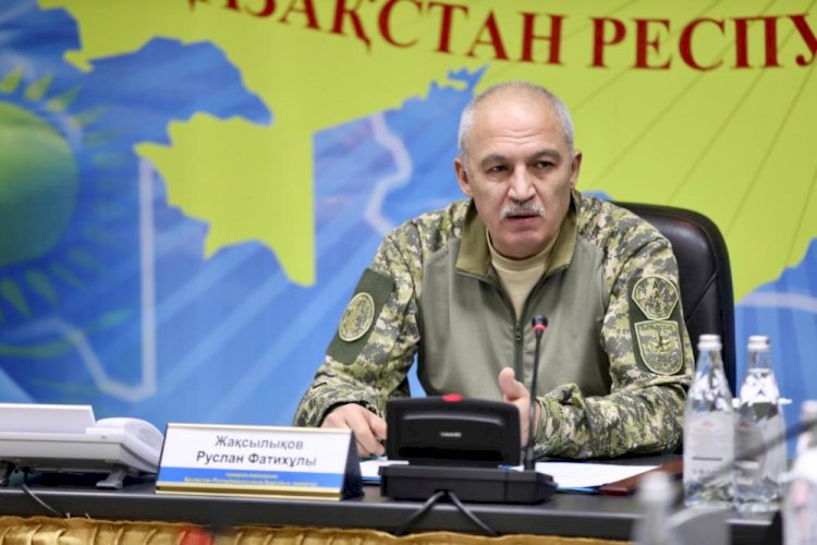 Глава Минобороны посетил Алматинский гарнизон