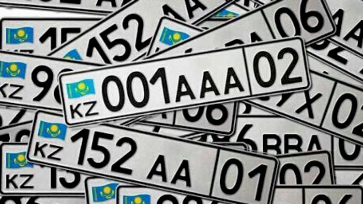 Автовладельцы из новых областей начали получать номера с собственным кодом региона