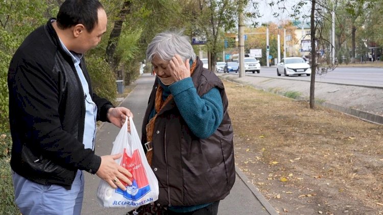 Акцию милосердия и доброты провели в Алматы
