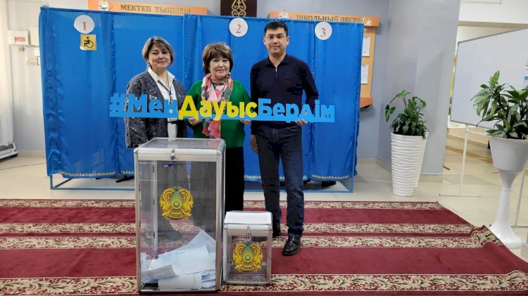 Заслуженная артистка Сулушаш Нурмагамбетова проголосовала на выборах в Алматы