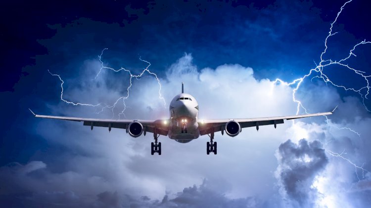 Семь пассажиров рейса Ташкент – Алматы получили травмы на борту Air Astana