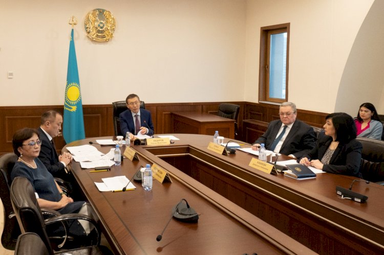 Нурлан Абдиров встретился с группой наблюдателей от МПА СНГ