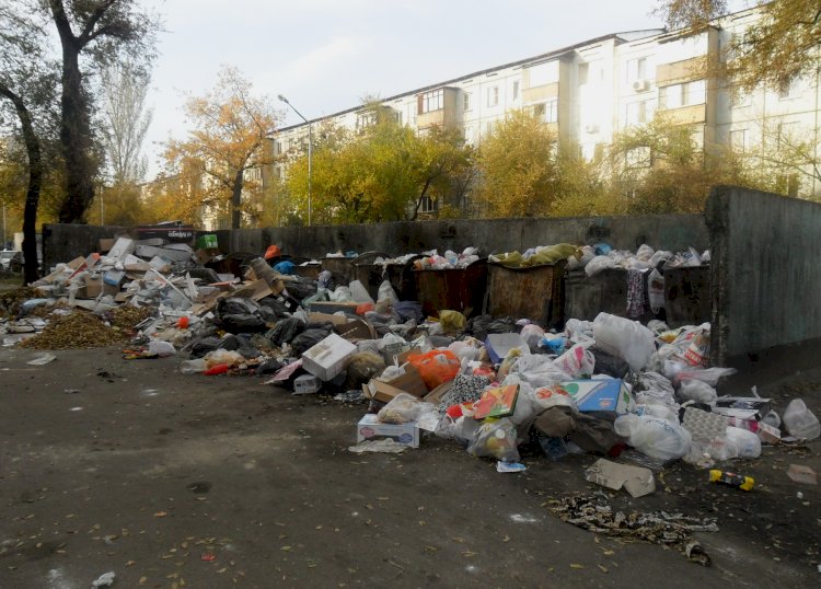 Как в Казахстане борются со стихийными свалками