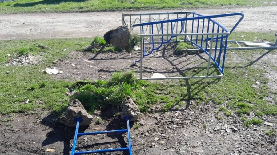 Подростки разгромили детскую площадку в Риддере  