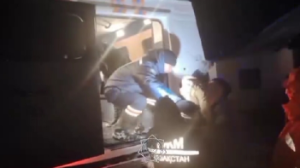 Спасатели МЧС помогли транспортировать годовалого малыша