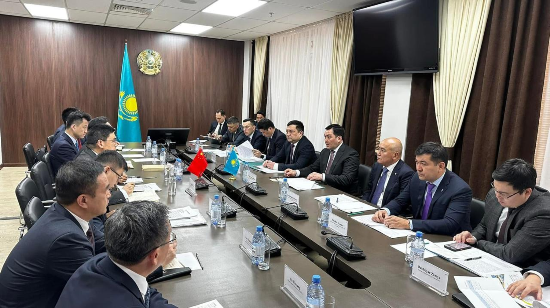 Минэнерго Казахстана и CNPC обсудили ключевые проекты в нефтегазовой отрасли