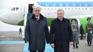 Шавкат Мирзиёев прибыл с рабочим визитом в Казахстан