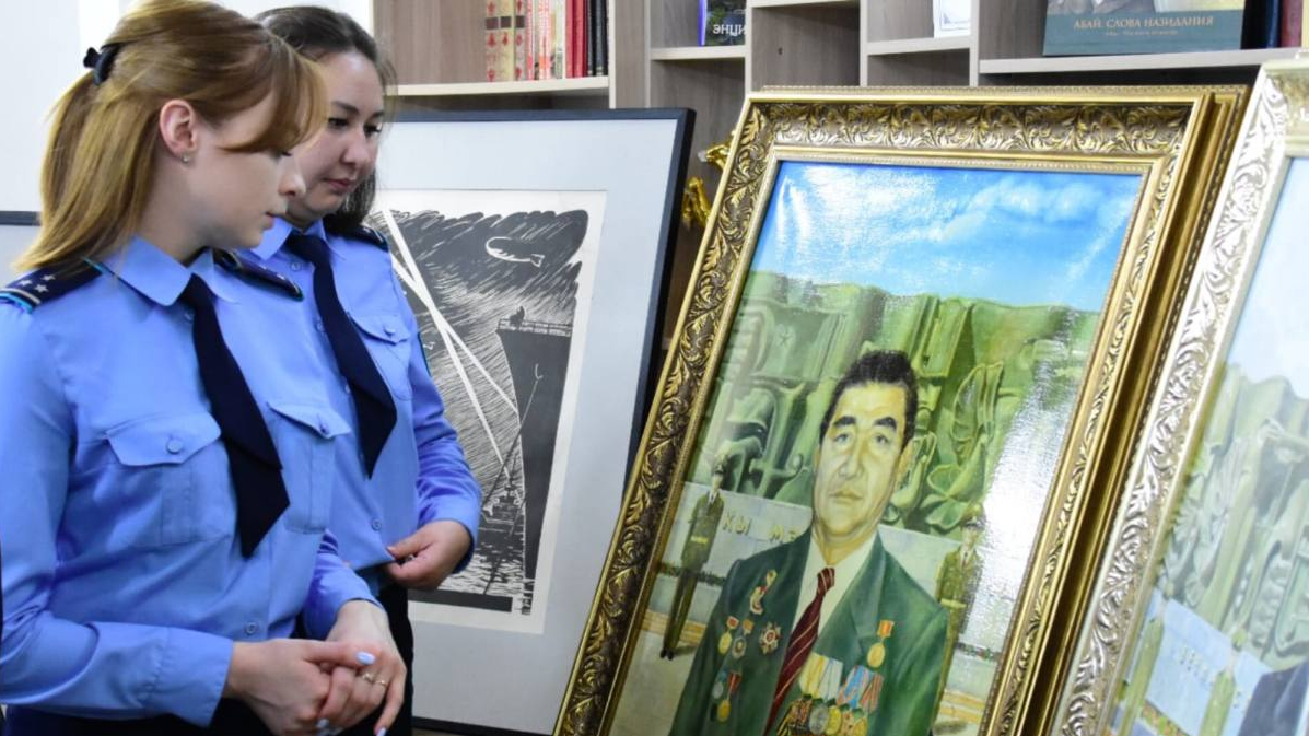 Выставку ко Дню Победы организовали карагандинские полицейские 