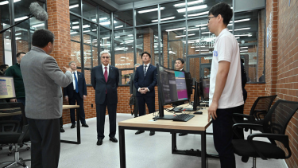Глава государства посетил Yessenov Technopark и спорткомплекс BS Arena в Актау