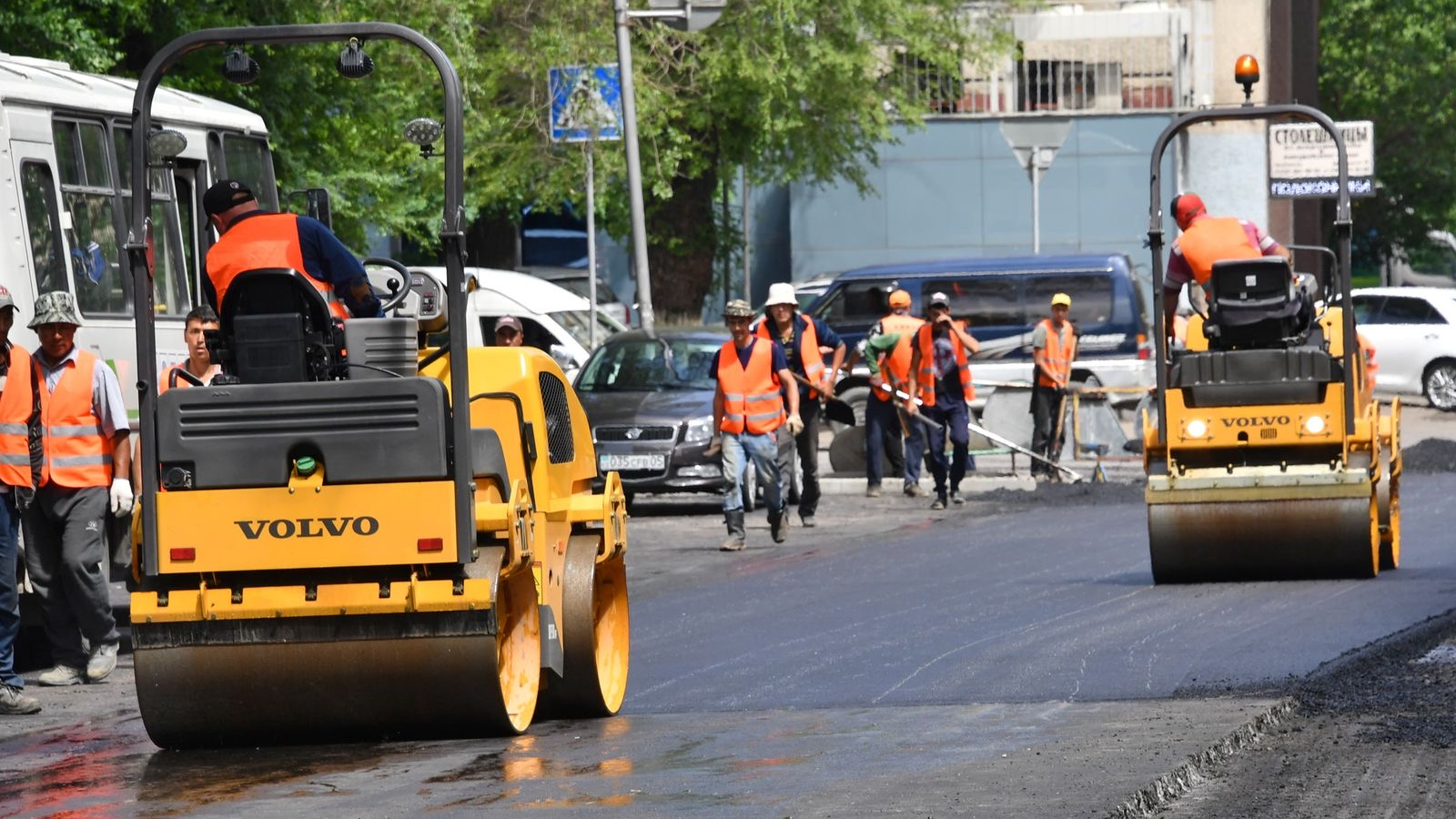 Более 80 км дорог отремонтируют в Алатауском районе Алматы 
