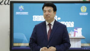 Единый классный час с министром просвещения завершил учебный год в Казахстане