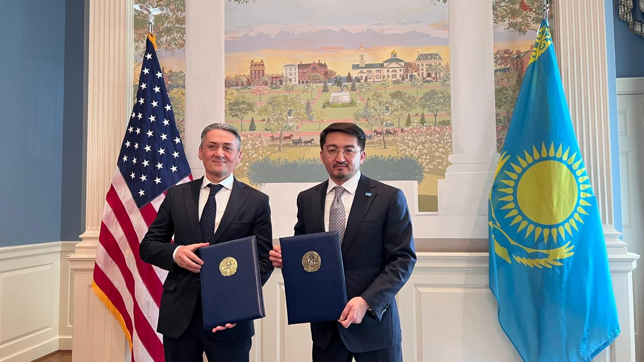 Beeline Kazakhstan, Starlink и МИИЦР РК запустят спутниковую связь в Казахстане
